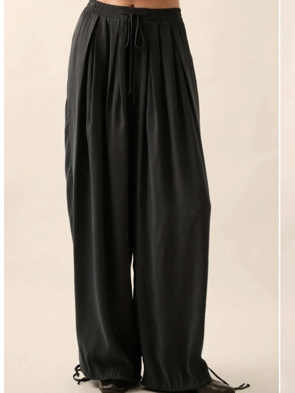 Promesa Loosely Translated Pleated Wide-Leg Harem Pants Charcoal M
